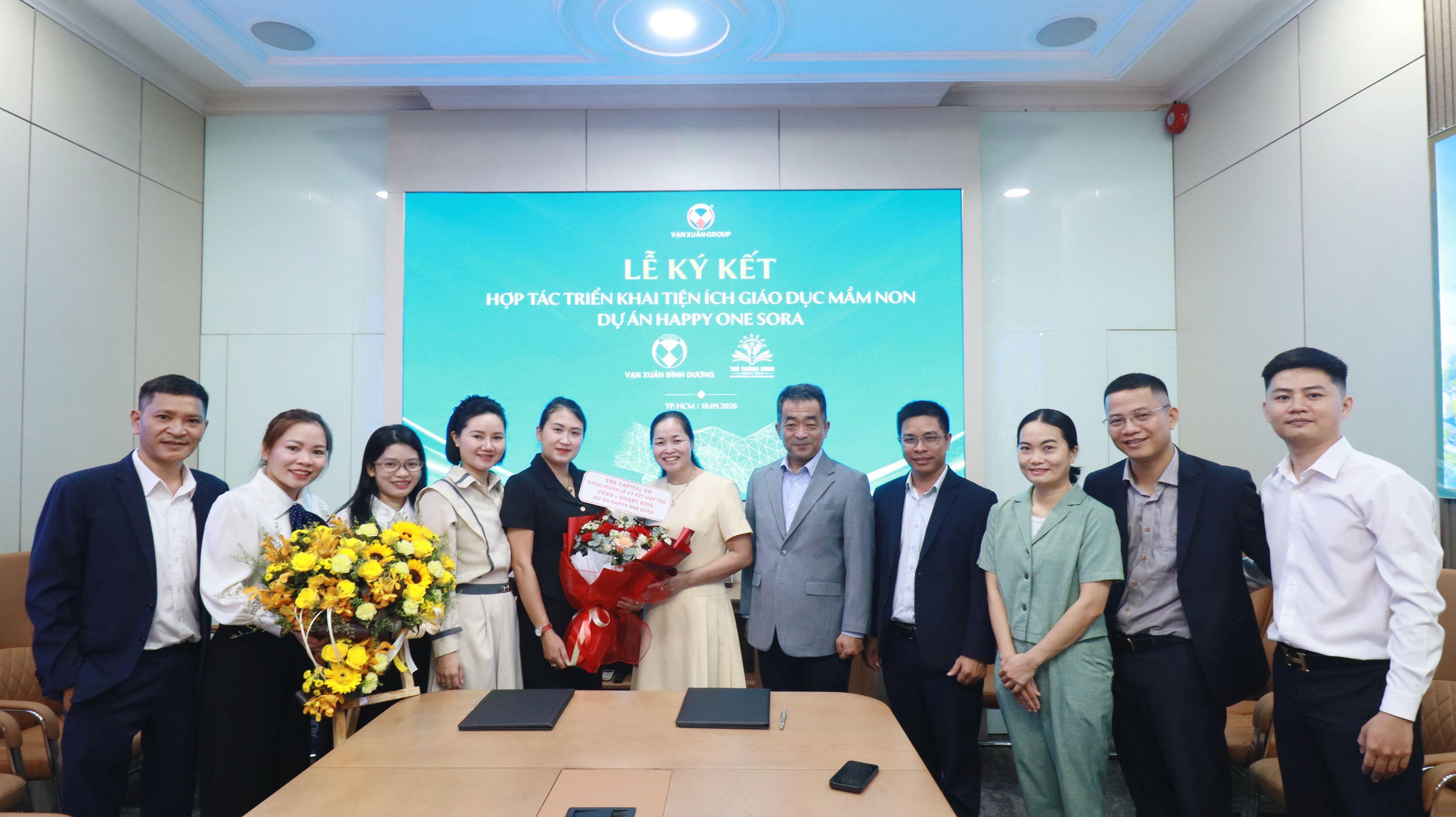 Vạn Xuân Group ký kết Smart Kids chính thức triển khai tiện ích giáo dục mầm non tại Happy One Sora